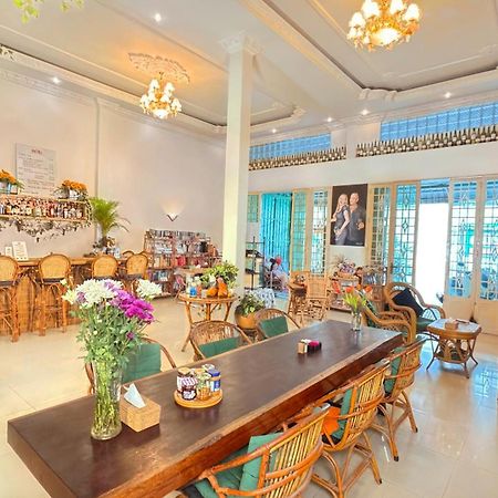 Dutch Hosted B&B, Abc Phnom Penh Exteriör bild